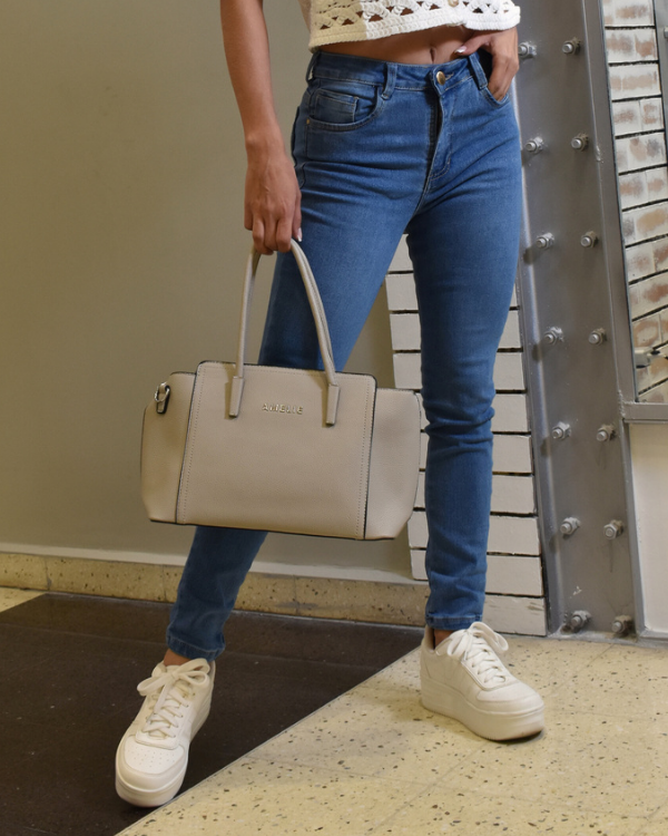 JEANS SKINNY UN BOTON