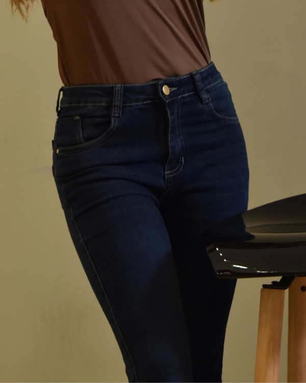 JEANS CLASICO BOTA ANCHA 1 BOTON
