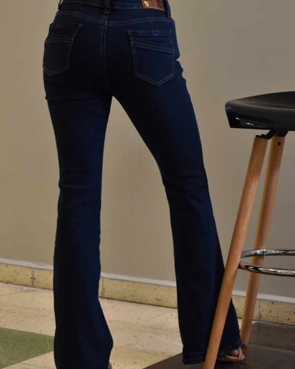 JEANS CLASICO BOTA ANCHA 1 BOTON